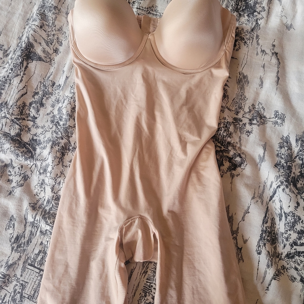 SPANX Suit Your Fancy *Low-back* Bodysuit!